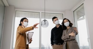 découvrez les précautions essentielles à prendre avant d'investir pour protéger votre capital et maximiser vos gains. apprenez à évaluer les risques, diversifier votre portefeuille et choisir les meilleures opportunités d'investissement.